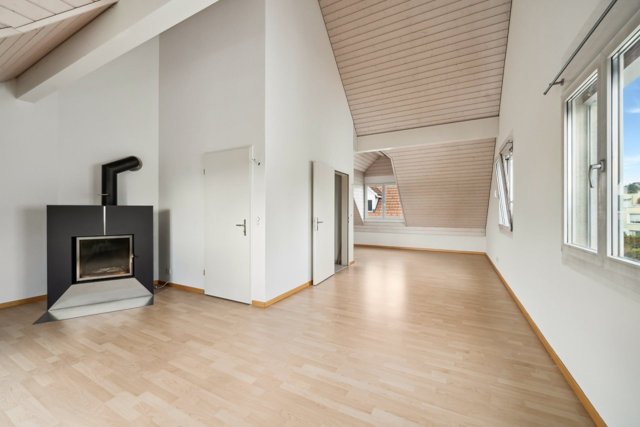 Grosses Reiheneckhaus mit viel Charme!