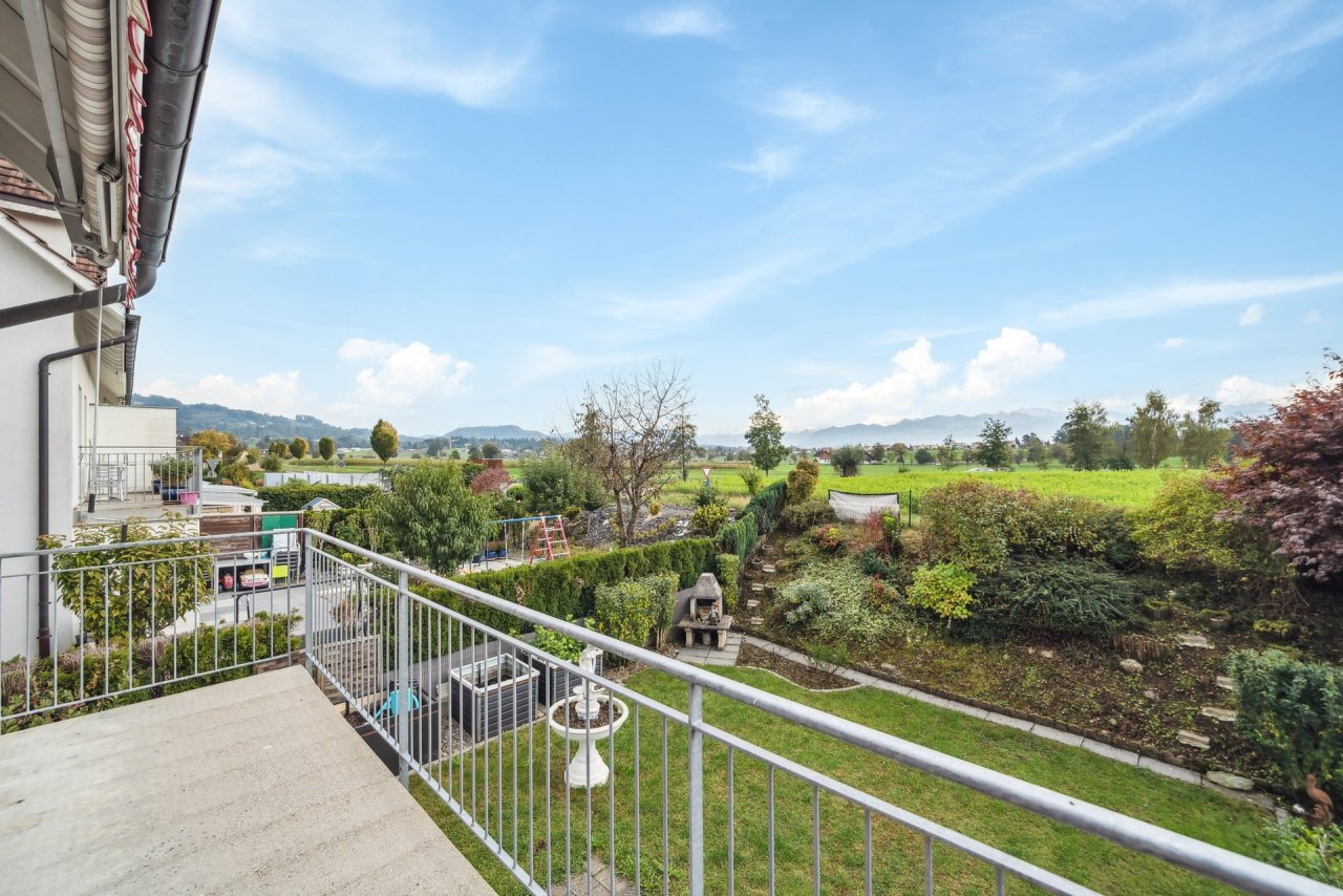 Grosses Reiheneckhaus mit viel Charme!