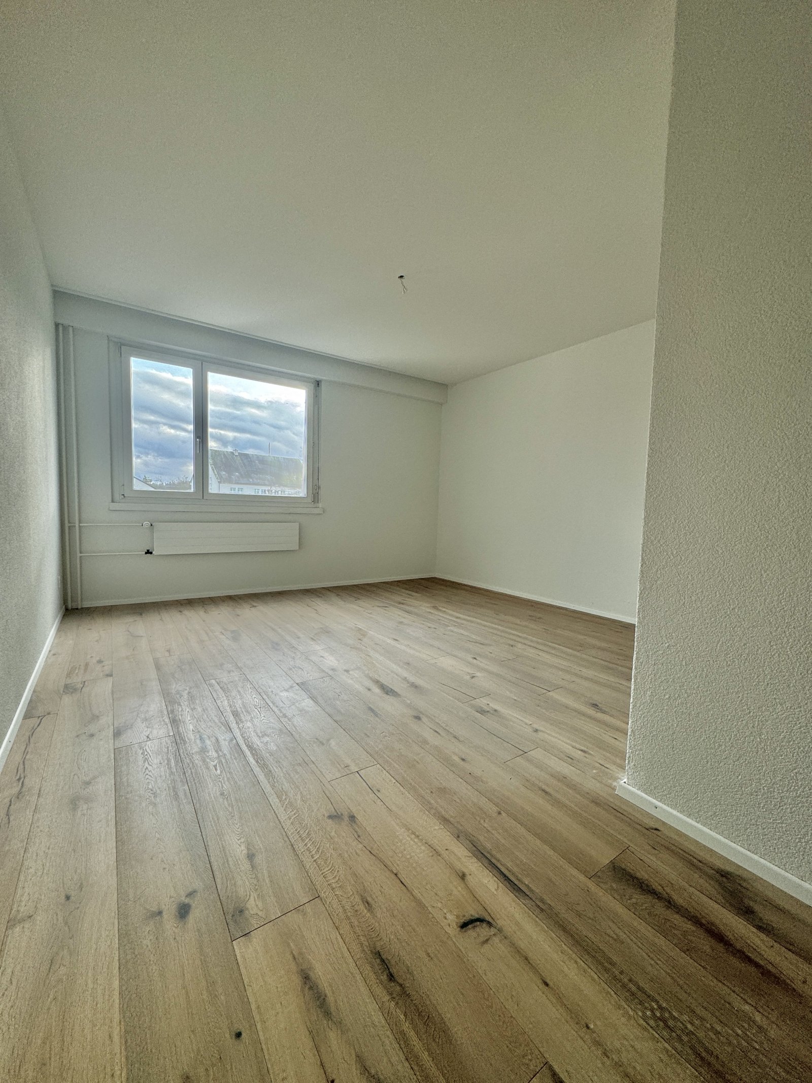 Frisch sanierte 3 Zimmerwohnung mit Weitsicht und eigener Waschküche