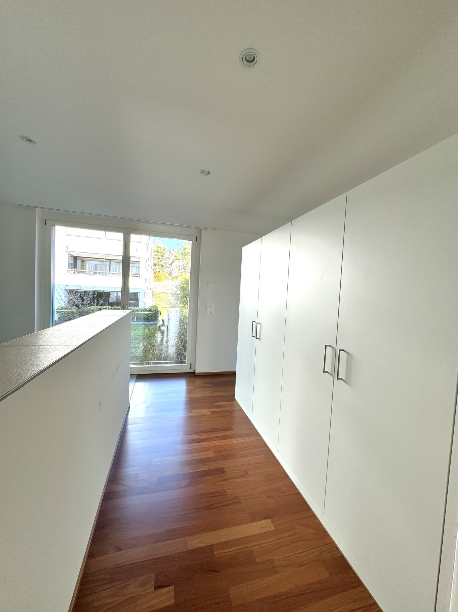 Luxuriöse Familienwohnung im Grünen von Herrliberg 