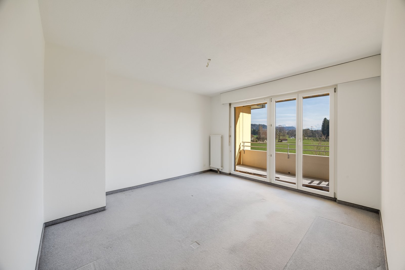 Charmantes Mittelhaus, ruhig gelegen mit traumhafter Aussicht!